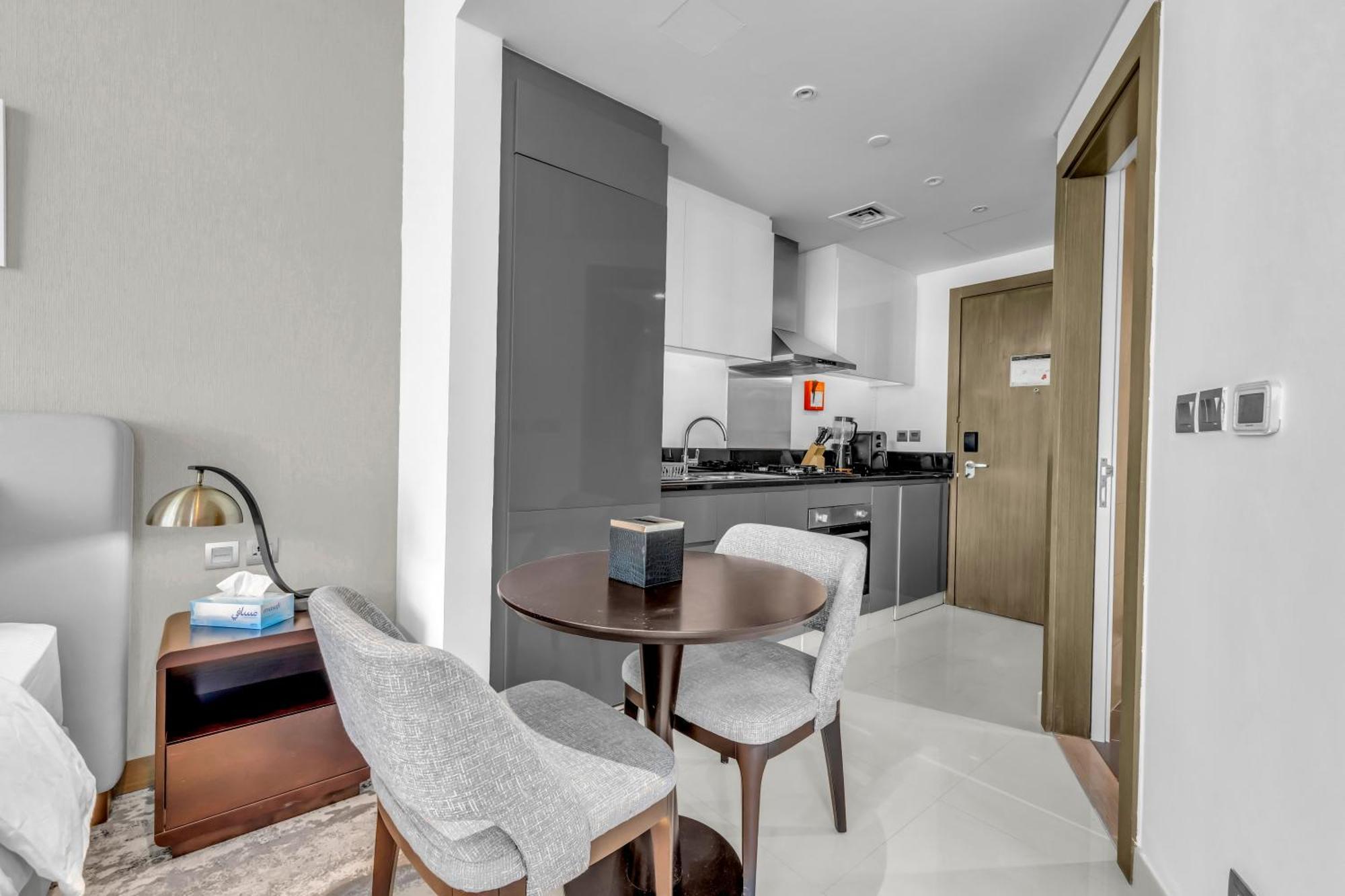 Luxury Aparthotel Prive Dubai Exterior photo